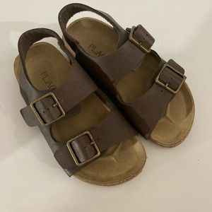 Children’s place boys sandals sz 13 (2 pairs)